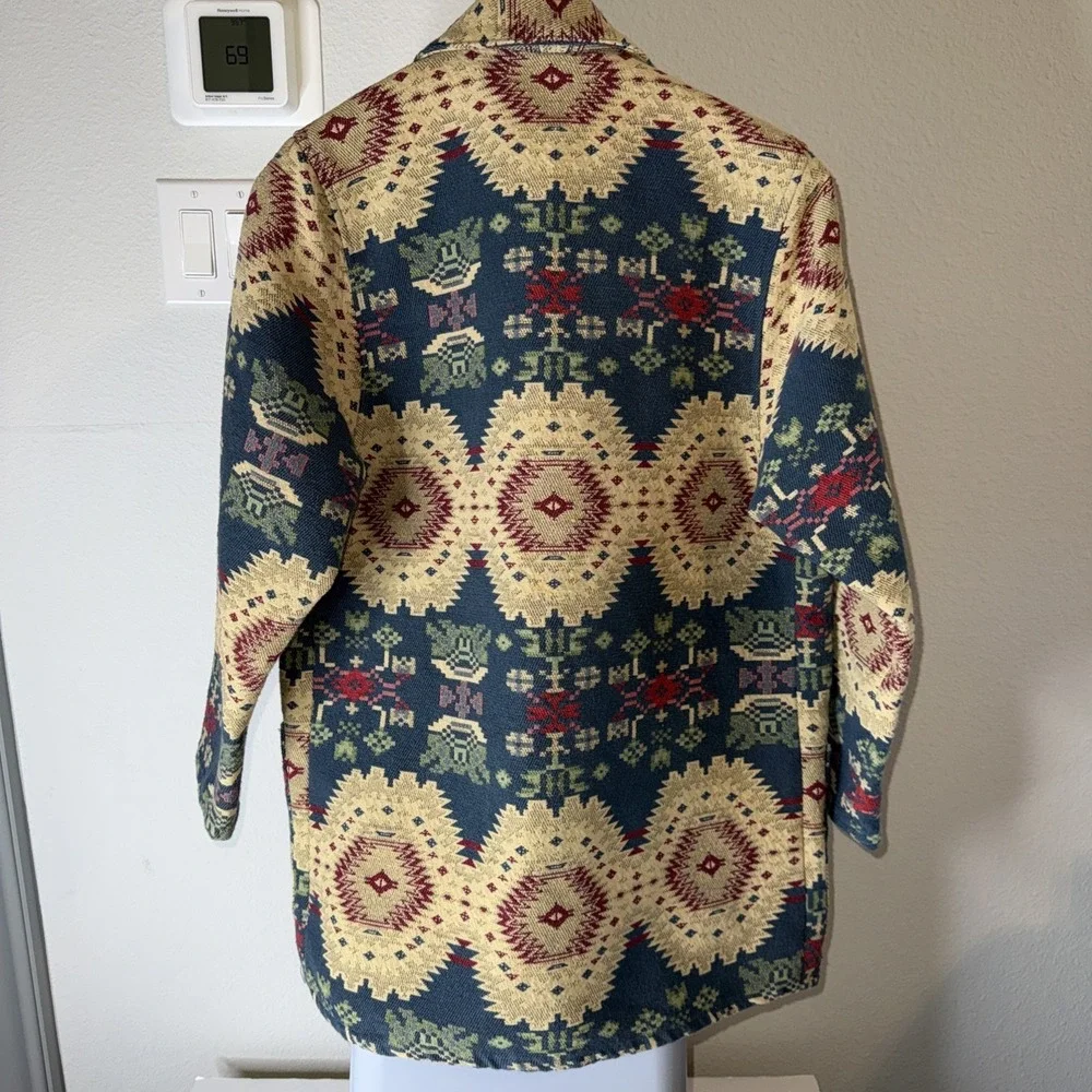 Gotcha Covered‎ Women's Jacket With Southwest Aztec Pattern Size L